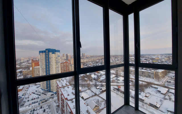 Studiya Okolo Trk Planety I Sk Sukhareva Flat