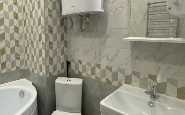Bakinskaya 26-15 Flat