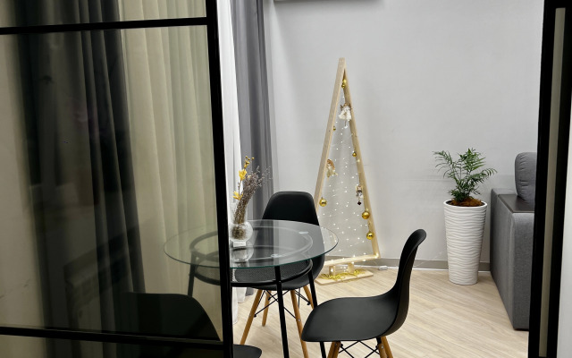 V Tsentre Sevastopolya Apartments