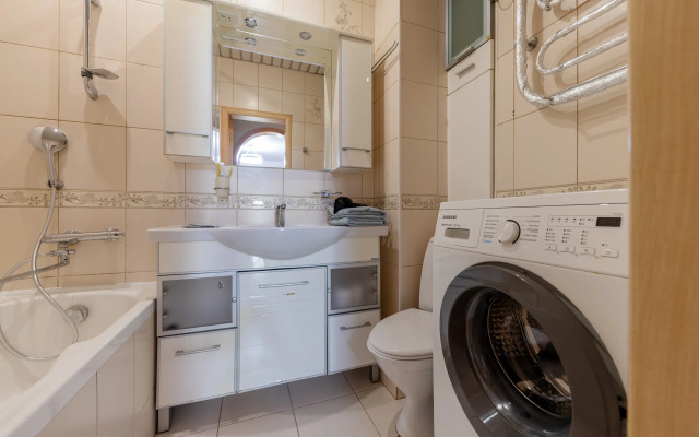 Квартира 2-х к. кв. В 15 минутах от центра