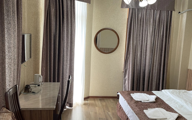 San Arda Hotel