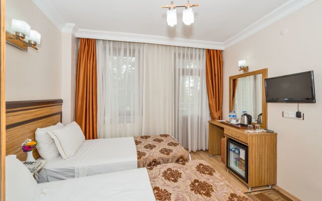 May Hotel