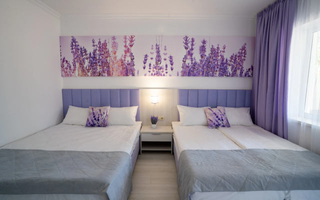 Семейный отель АзовЛенд