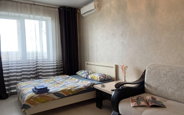 Na Ulitse Mikheeva 25 Flat