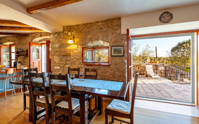 Traditional Stone Vicina Milna Brac Island Villa