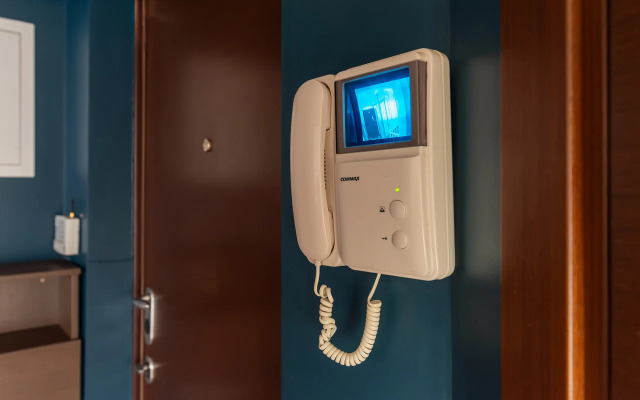 S Balkonom Na Novoslobodskoy Flat