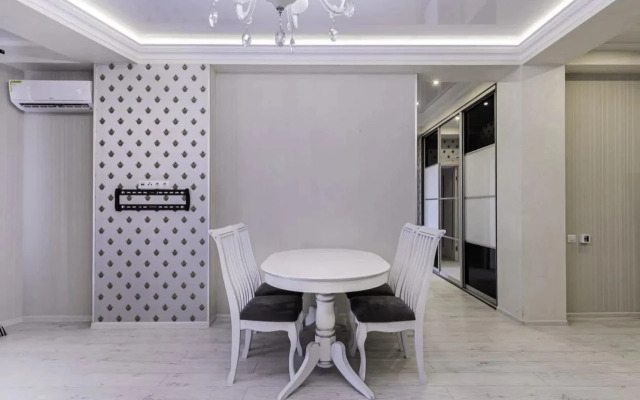 Flat Apartamenty V Siriuse S Dizaynerskim Interyerom