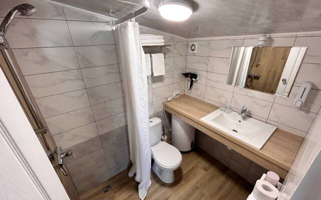 Aleon Hotel