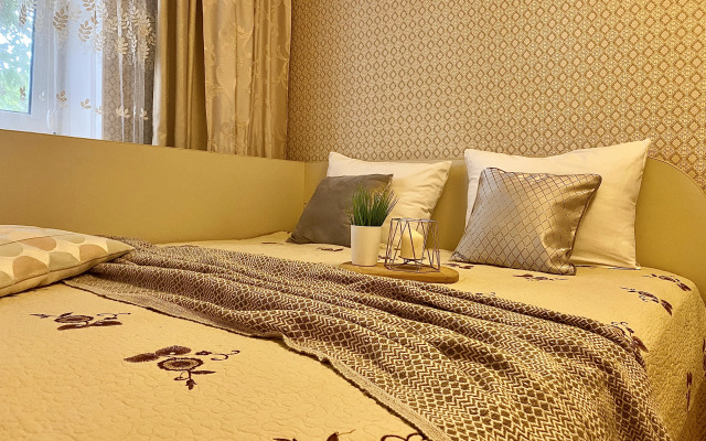 Квартира Трехкомнатная рядом с рынком