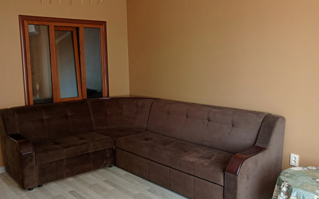 Квартира Уютная в Махачкале на Просвещения 5