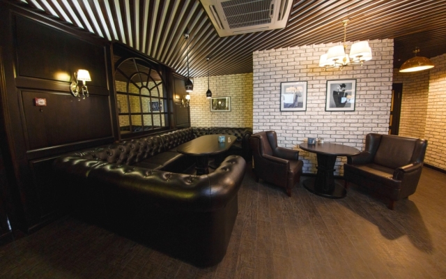Reston Hotel & Spa