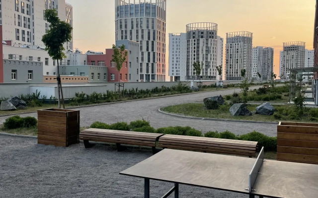 Yevrodvushka U Morya Flat