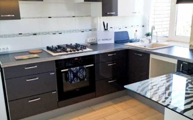 Studiya Novoizmaylovskiy prospekt 46/1 Flat