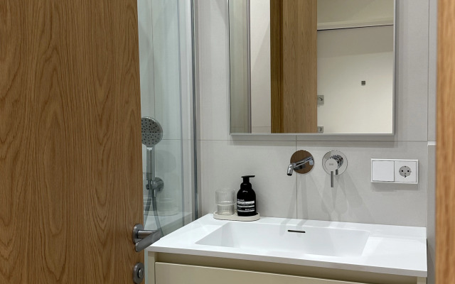 Апартаменты Уютная студия с видом на море центр