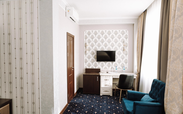 Zodiak Hotel