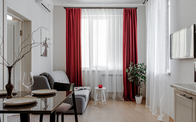 Yevrodvushka Kaminnaya Istoriya V Samom Serdtse Sochi Flat