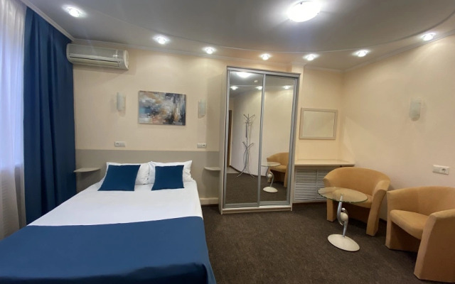 Eighth Sky Mini Hotel