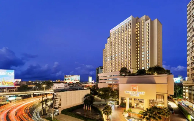 Отель Century Park Hotel