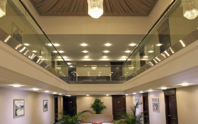 Aleksandrovski Grand Hotel Vladikavkaz