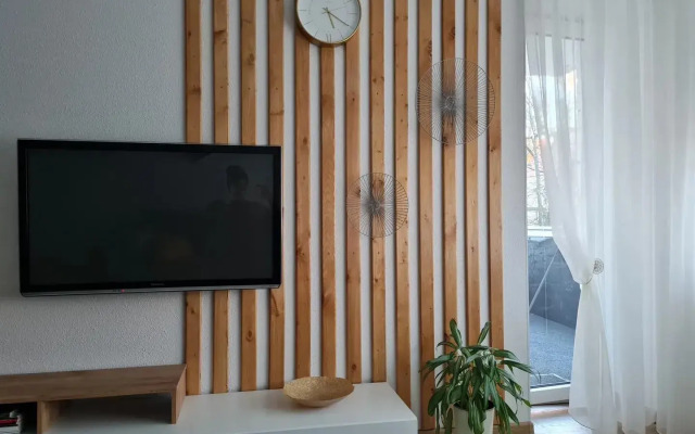 Na Ulitse Krasnoy 45 Flat
