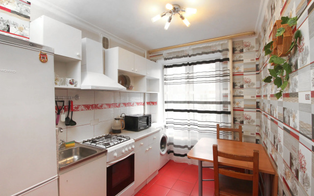 Na Orshanskoy 2 Apartments