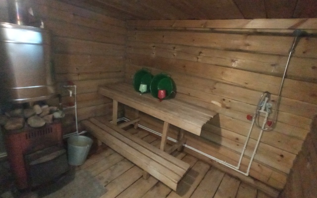 Dom U Vody S Bankoy Private House