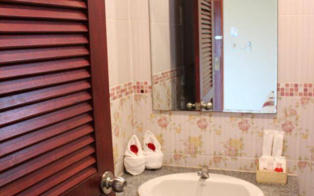 Fulla Place Hotel