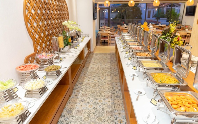 Le's Cham Hotel – Meal – Nha Trang