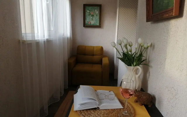 Ryadom S Sanatoriem Solnechny Flat