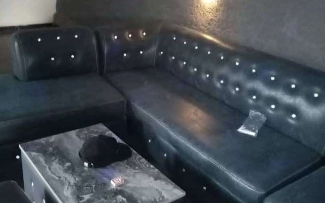 Отель Four Diamonds Suites