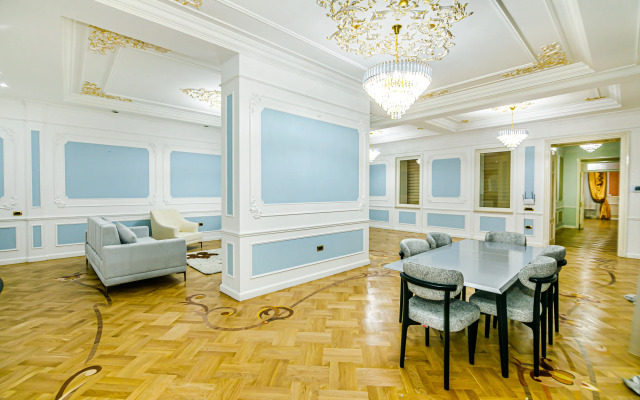 Luxury 7 Bedroom in Nizami Street Apartments