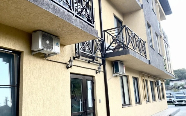 Uyutnaya Studiya na Ulitse Mira Flat