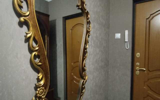 Vintazhnaya kvartira vozle metro Flat
