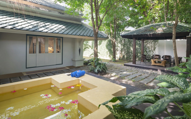 Kalanan Riverside Resort