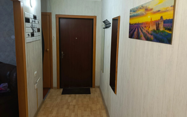 Квартира Большая трёхкомнатная для командировочных