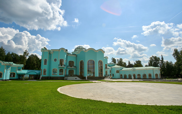 Отель Malakhovka Palace