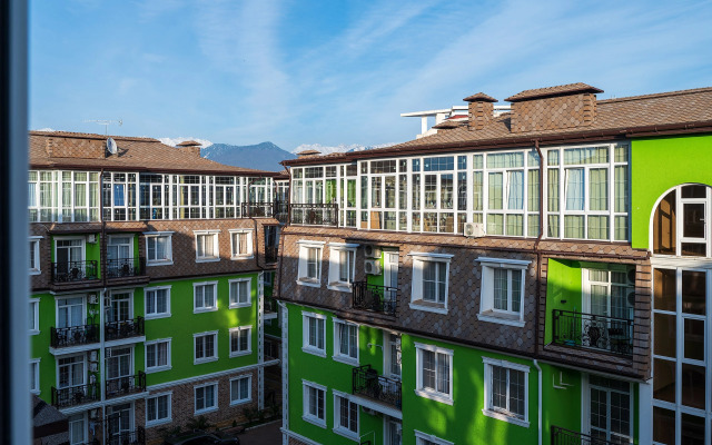 Red Apartments Art Layt Maksvell Apartments