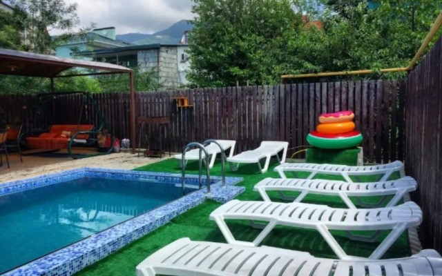 Guest house U Chernomoryya
