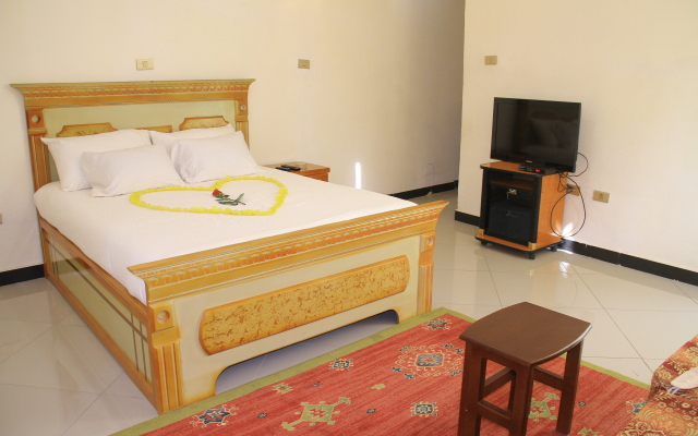 Avi Pension Guest House