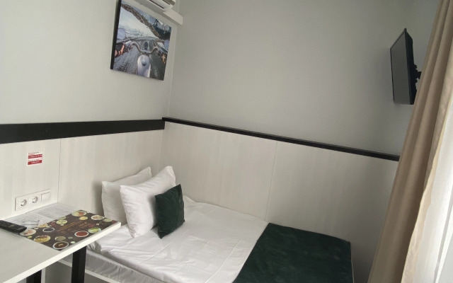 Отель RedFox в центре