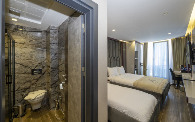 Heaven Premium Airport Hotel