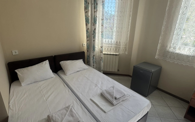 Vosem Vetrov Guest house
