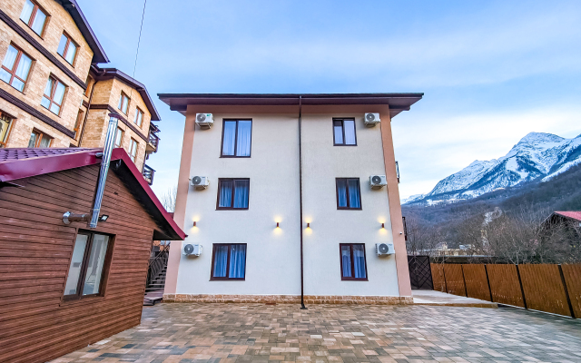 Apartamenty Na Lunnom Guest House