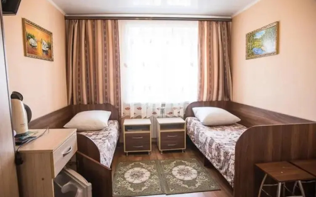 Отель Спутник