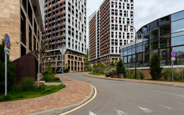 Квартира с Балконом и Видом на Лесопарк Аллея 114