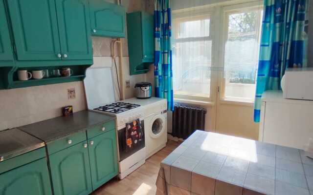 Three-room apartment in the Center