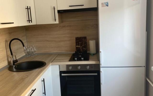 Svoy Lux Flat