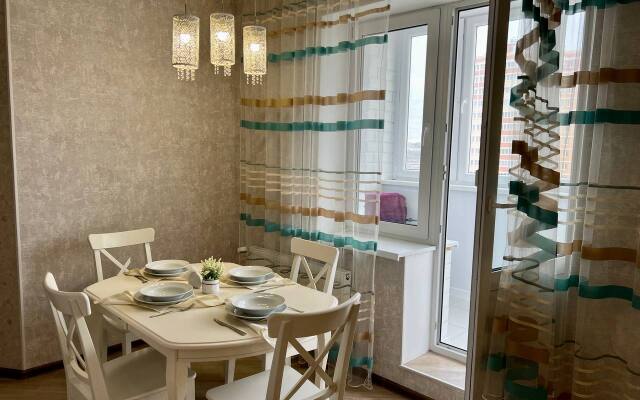 Tolstoy Novomoskovskaya Flat