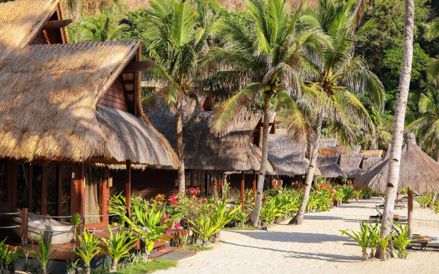 Курортный отель Cauayan Island