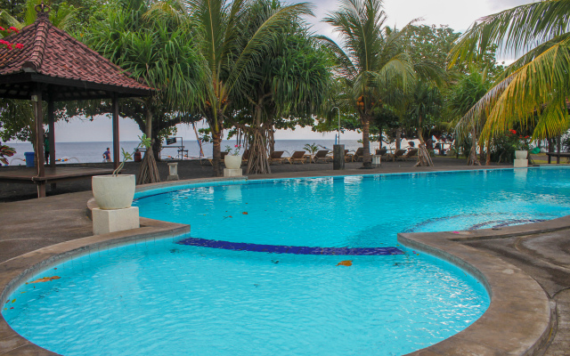 Uyah Amed & Spa Resort Hotel